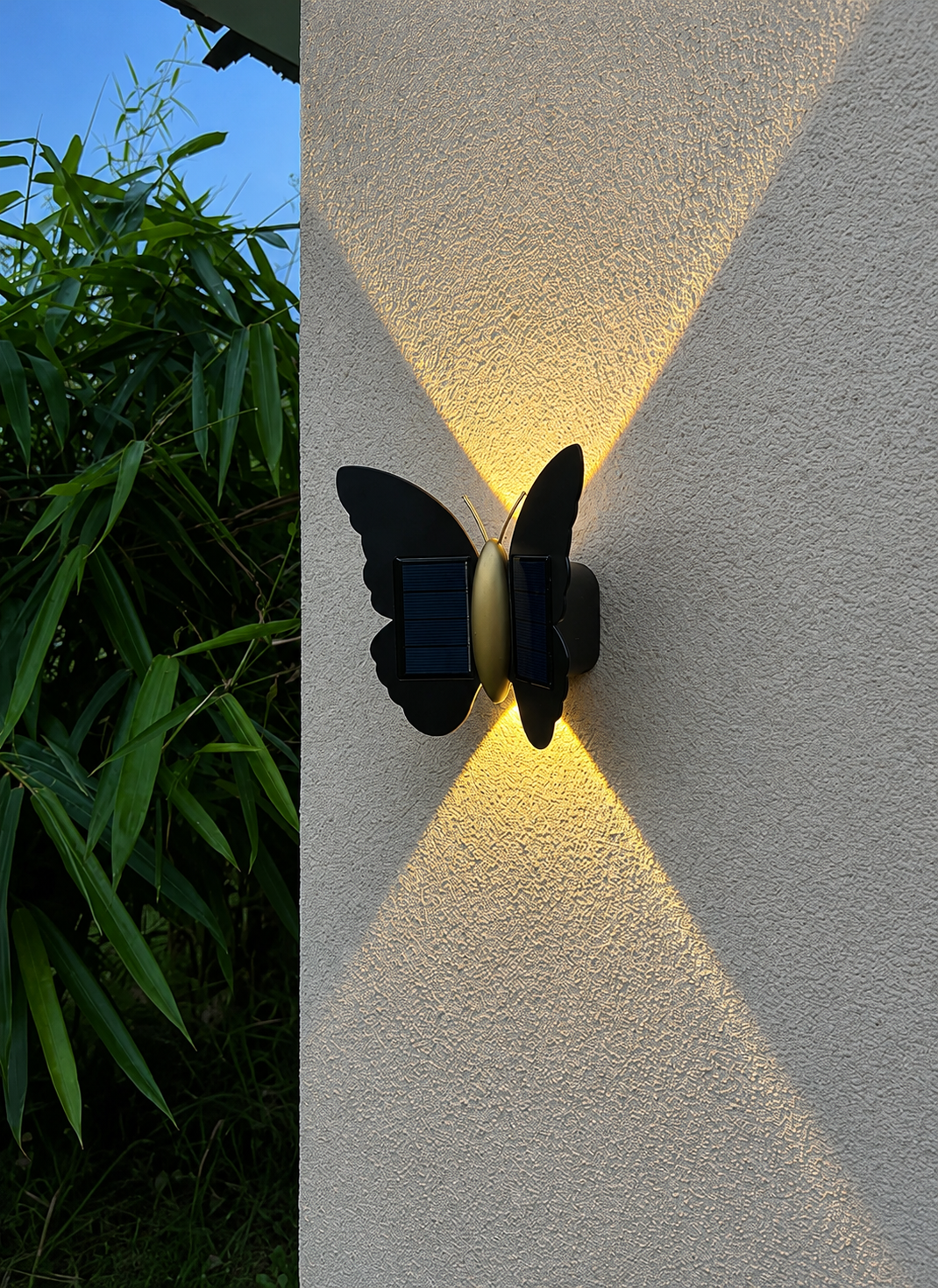 Butterfly Solar Outdoor Wall Light