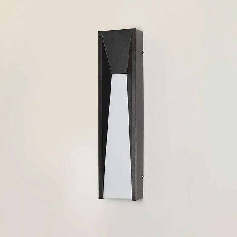 Obsidian Beam Outdoor Wall Light – Modern Architectural Lighting