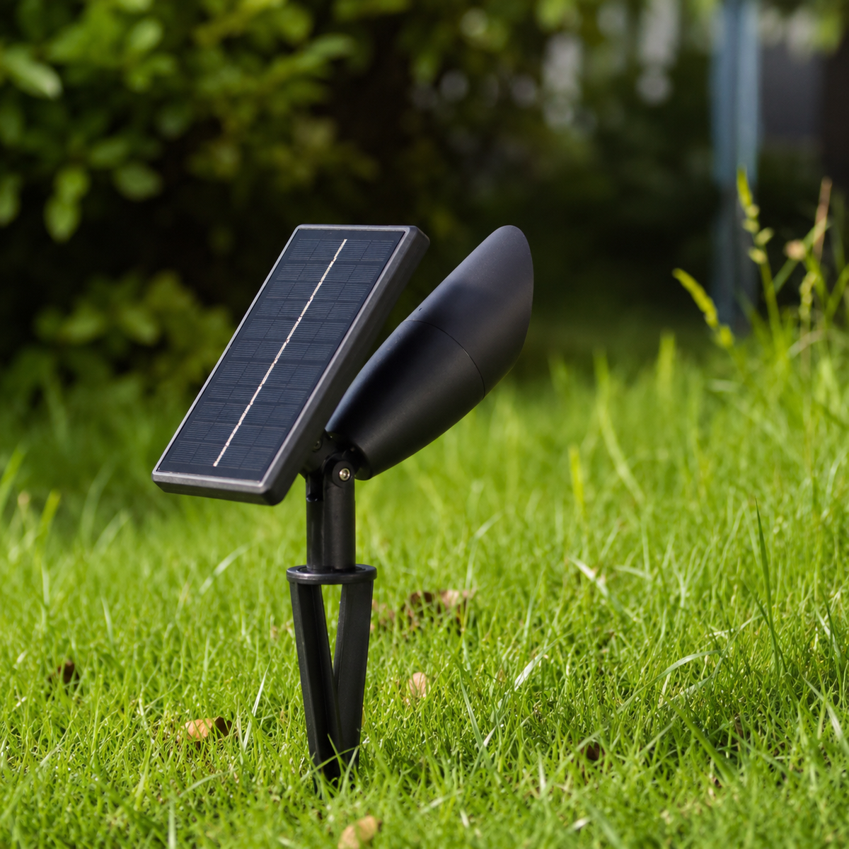 TerraBeam Solar Garden & Landscape Spotlight