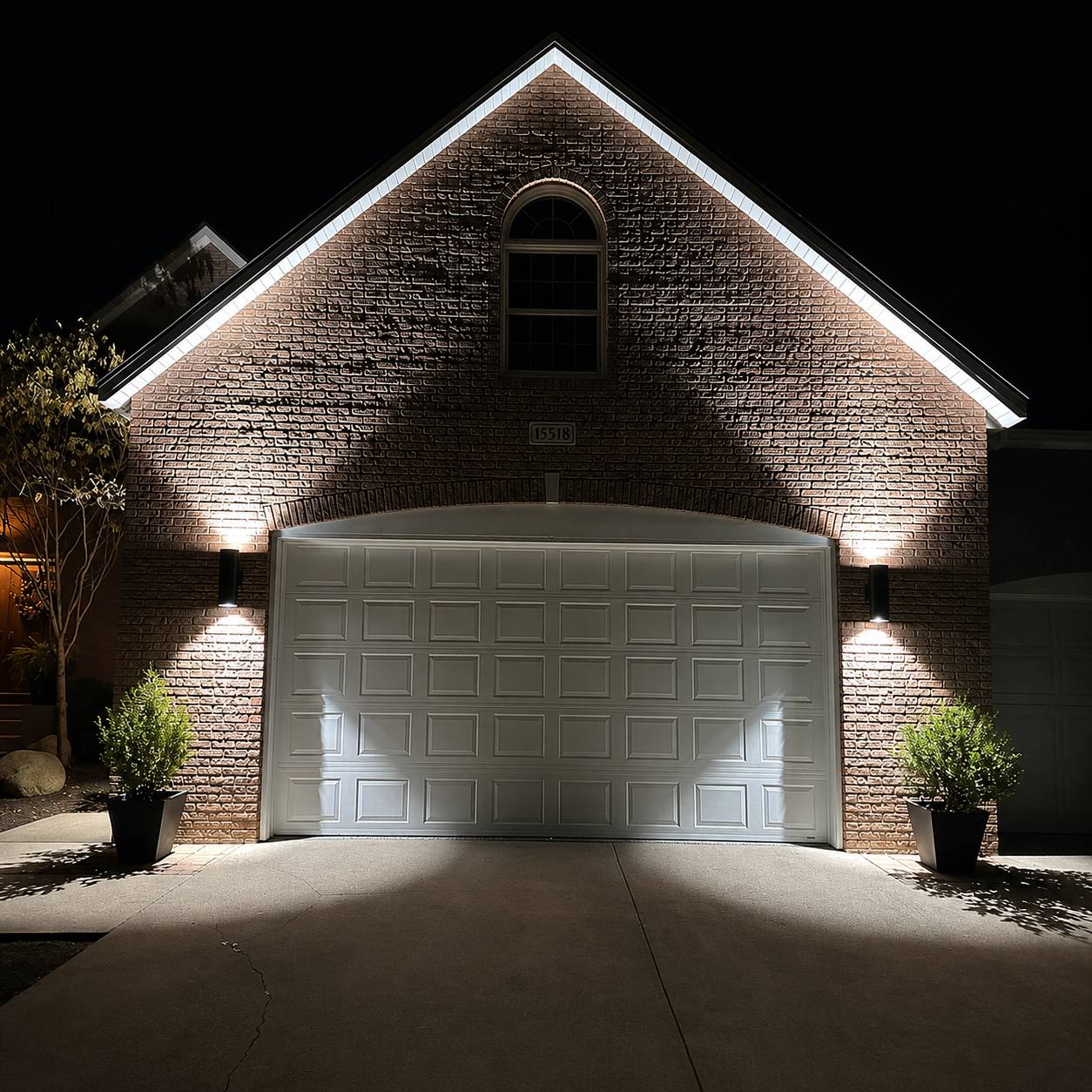 TwinBeam Modern Up & Down Outdoor Wall Light – Waterproof LED Exterior Sconce
