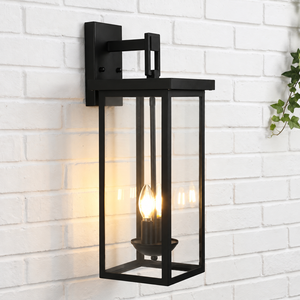 Dusk to Dawn Outdoor Wall Light
