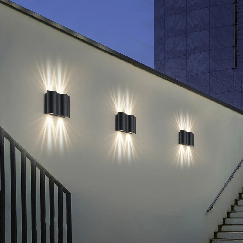 Sharp Beam Lines Up And Down Outdoor Light