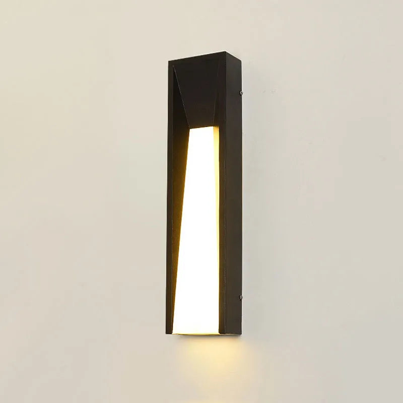 Obsidian Beam Outdoor Wall Light – Modern Architectural Lighting