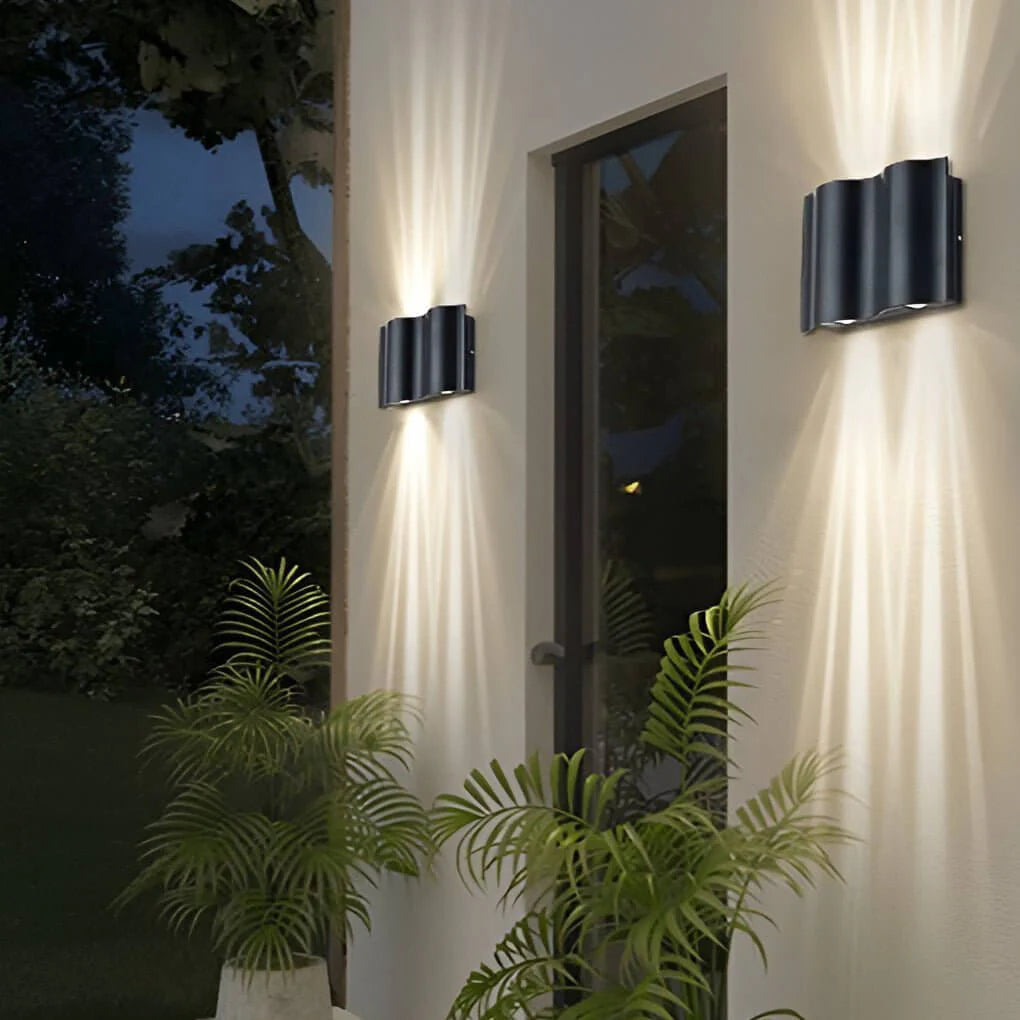 Sharp Beam Lines Up And Down Outdoor Light