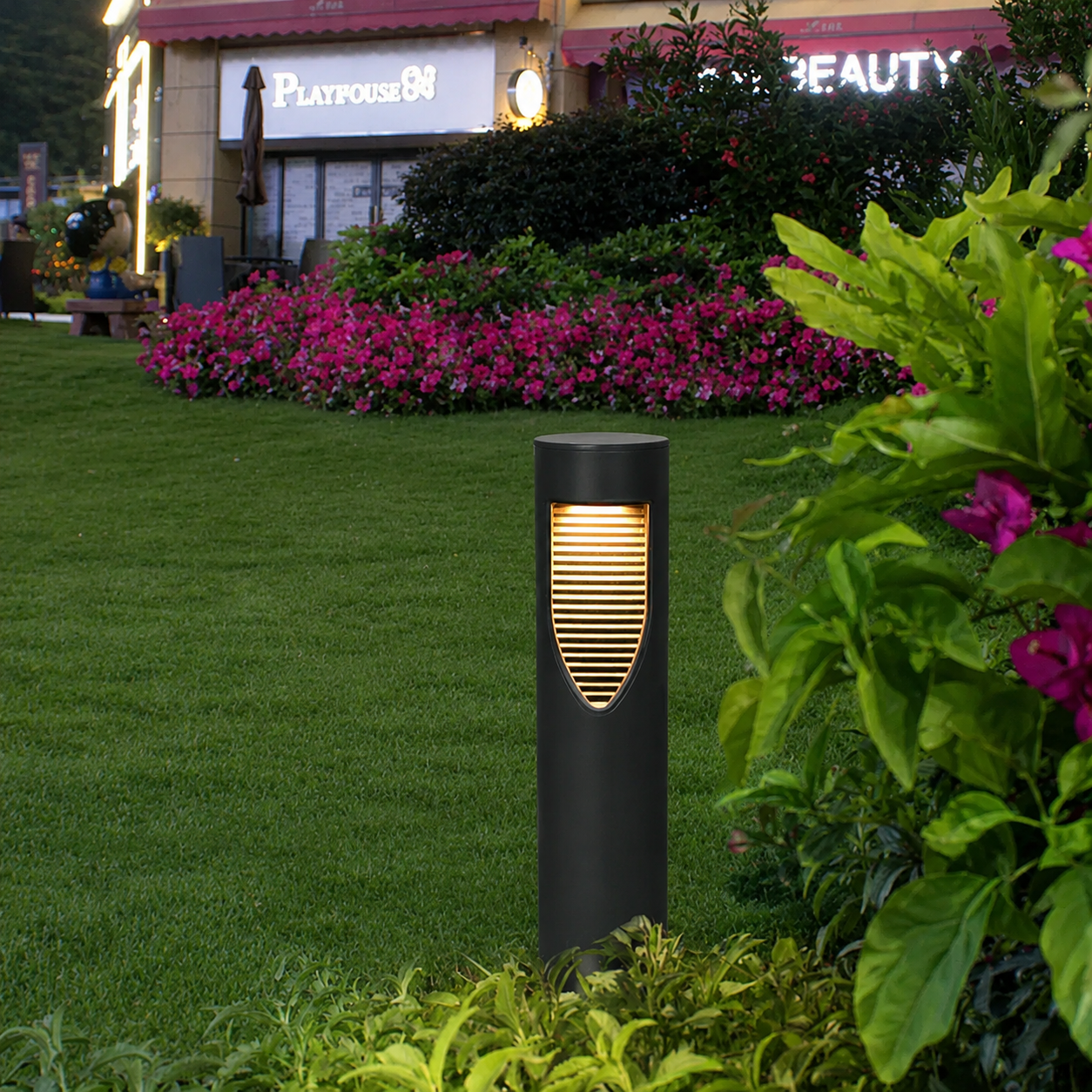 Solvane Solar Bollard Light – Modern Outdoor Landscape & Garden Pathway Lighting
